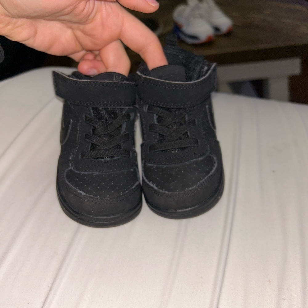 Nike air jordans all black